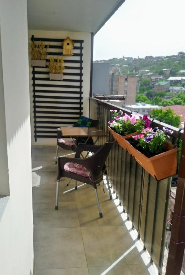 Apartament Lily'S Loft Erywań Zewnętrze zdjęcie